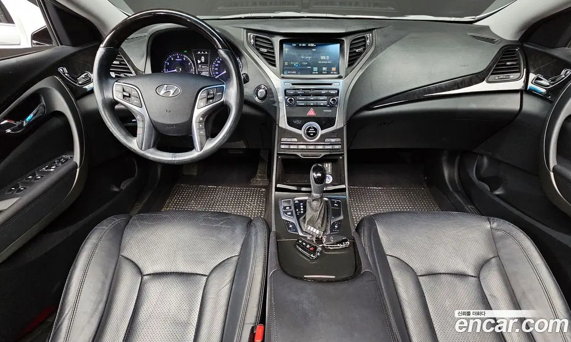 Hyundai Grandeur 2016 2.4 автомат (гидро), фото 7