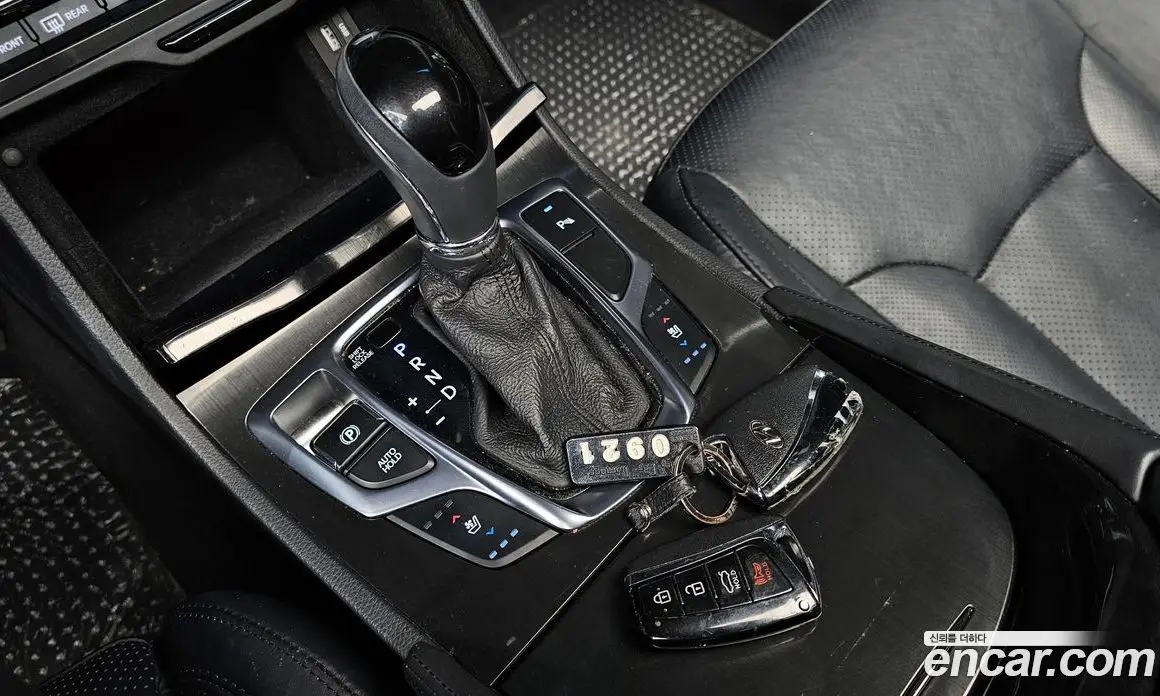Hyundai Grandeur 2016 2.4 автомат (гидро), фото 9