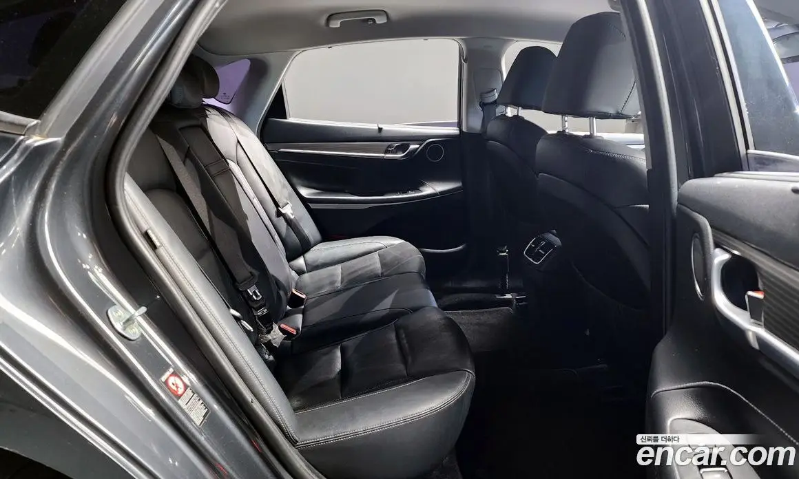 Hyundai Grandeur 2017 2.4 автомат (гидро), фото 11