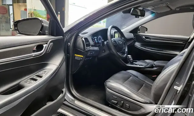 Hyundai Grandeur 2017 2.4 автомат (гидро), миниатюра 10