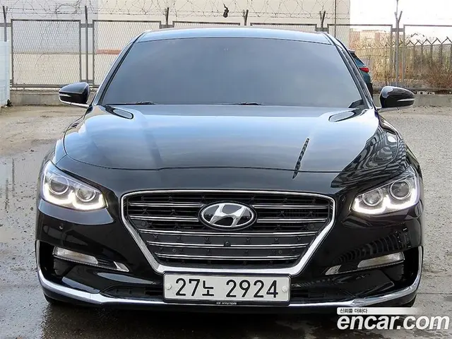 Hyundai Grandeur 2018 2.2 автомат (гидро), миниатюра 3