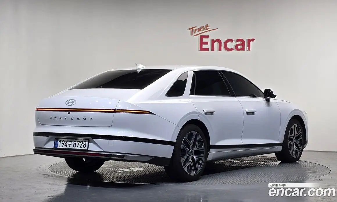 Hyundai Grandeur 2024 1.6 автомат (гидро), фото 2 Hyundai Grandeur 2024 1.6 автомат (гидро), фото 2