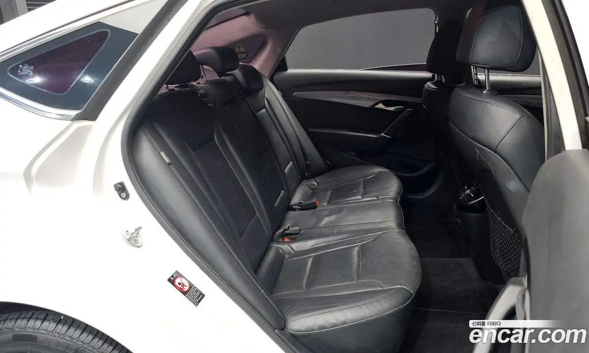 Hyundai i40 2015 1.7 автомат (гидро), фото 11