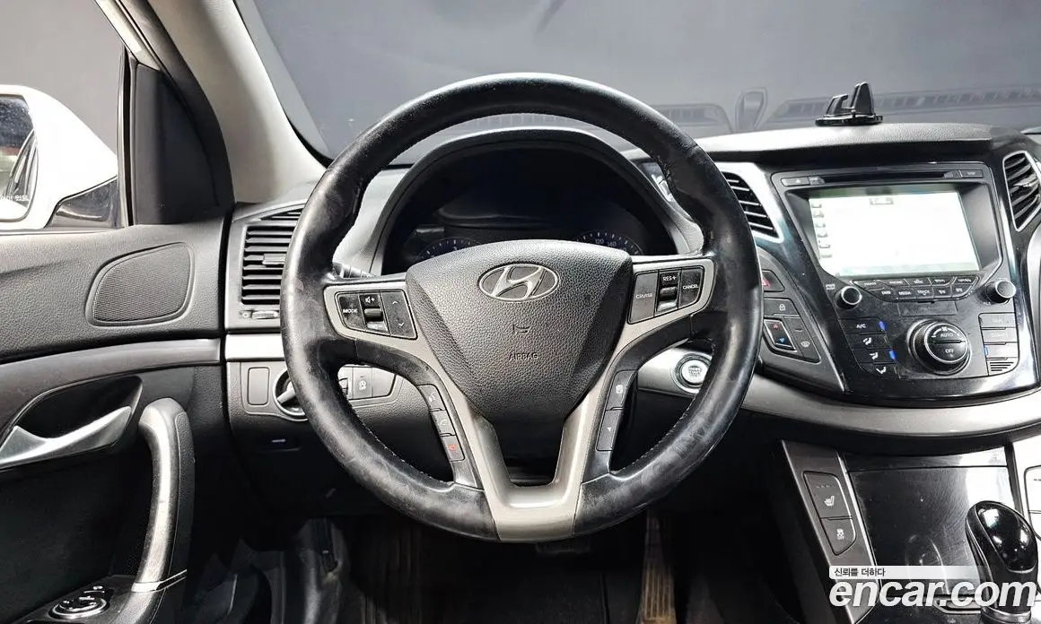 Hyundai i40 2015 1.7 автомат (гидро), фото 12