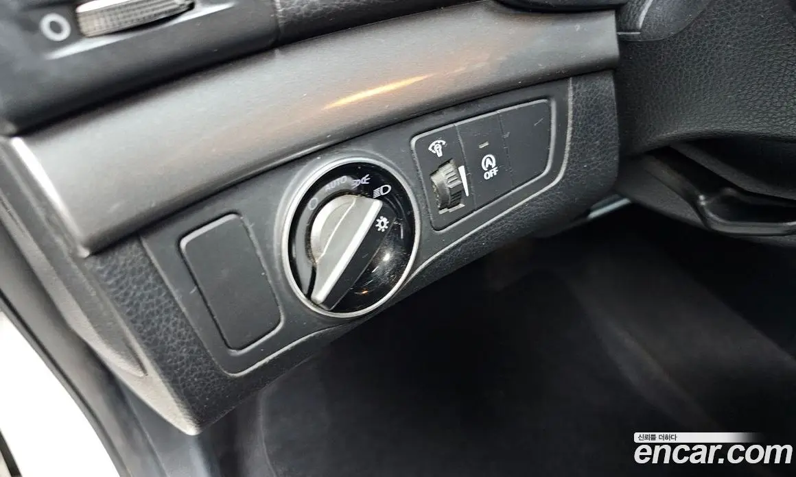 Hyundai i40 2015 1.7 автомат (гидро), фото 19