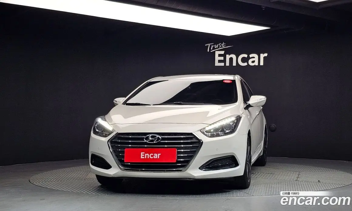 Hyundai i40 2015 1.7 автомат (гидро), фото 3