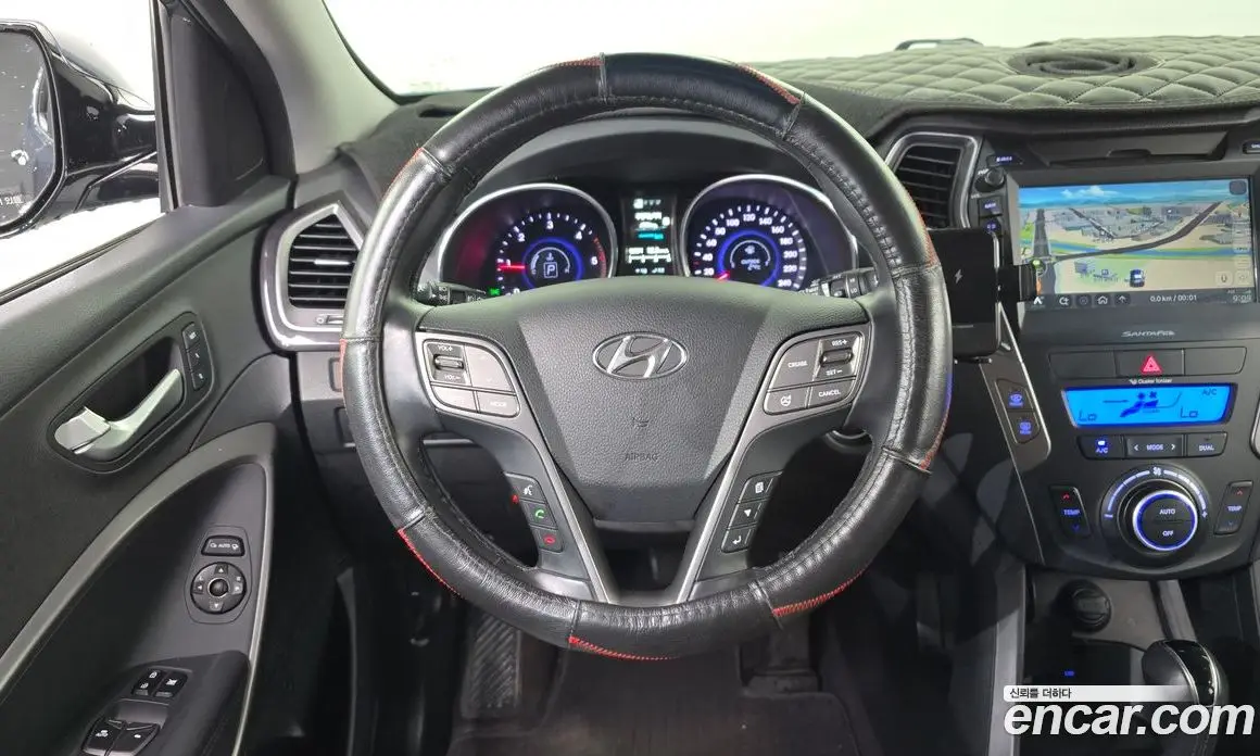 Hyundai Santa Fe 2015 2.0 автомат (гидро), фото 13 Hyundai Santa Fe 2015 2.0 автомат (гидро), фото 13