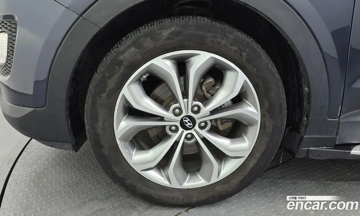 Hyundai Santa Fe 2015 2.0 автомат (гидро), фото 5 Hyundai Santa Fe 2015 2.0 автомат (гидро), фото 5