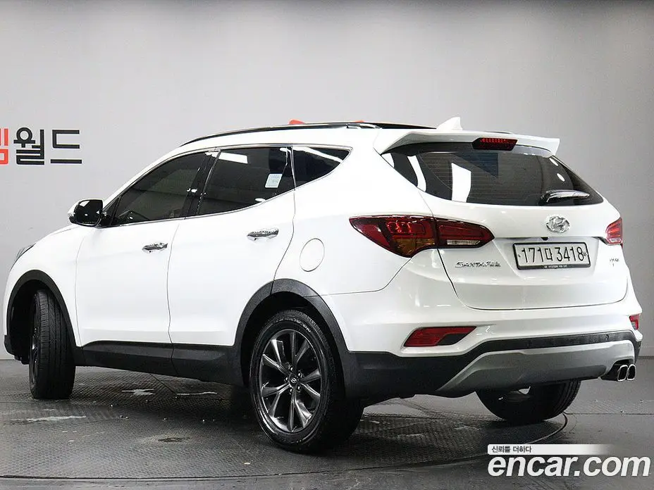 Hyundai Santa Fe 2016 2.0 автомат (гидро), фото 3 Hyundai Santa Fe 2016 2.0 автомат (гидро), фото 3