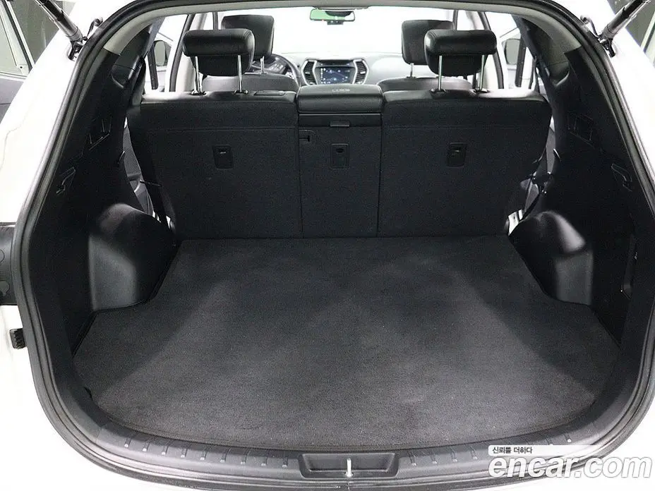 Hyundai Santa Fe 2016 2.0 автомат (гидро), фото 5 Hyundai Santa Fe 2016 2.0 автомат (гидро), фото 5