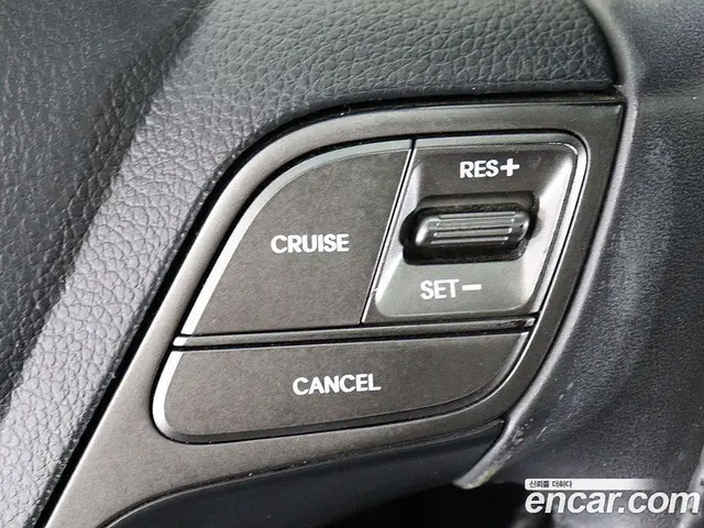 Hyundai Santa Fe 2016 2.0 автомат (гидро), миниатюра 9 Hyundai Santa Fe 2016 2.0 автомат (гидро), миниатюра 9