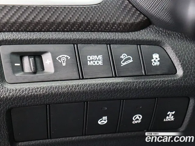 Hyundai Santa Fe 2016 2.0 автомат (гидро), миниатюра 10 Hyundai Santa Fe 2016 2.0 автомат (гидро), миниатюра 10