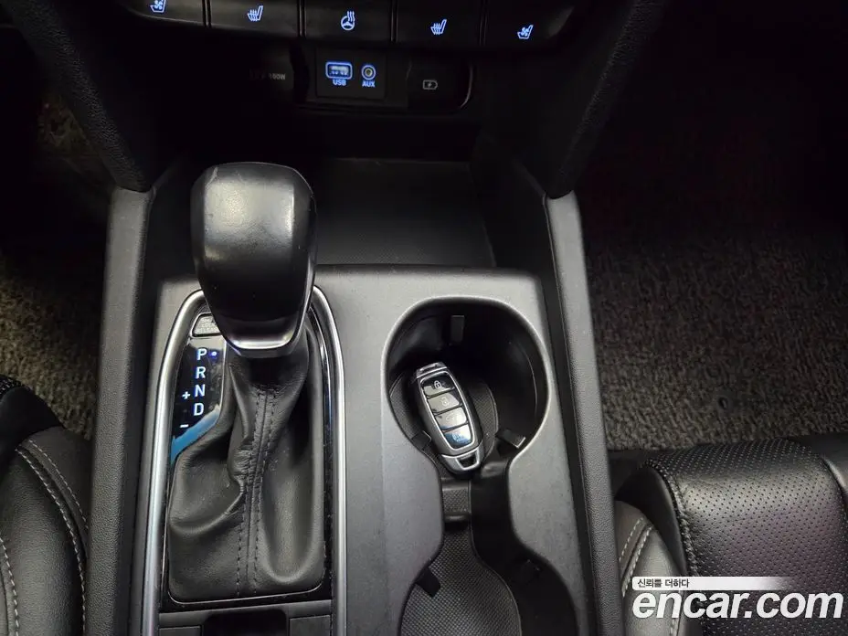 Hyundai Santa Fe 2019 2.0 автомат (гидро), фото 9
