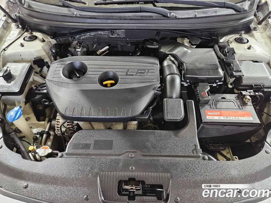 Hyundai Sonata 2015 2.0 автомат (гидро), фото 18