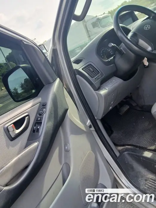 Hyundai Starex 2010 2.5 автомат (гидро), миниатюра 11