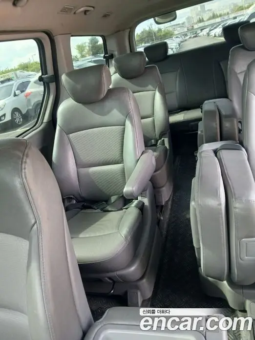 Hyundai Starex 2010 2.5 автомат (гидро), миниатюра 10
