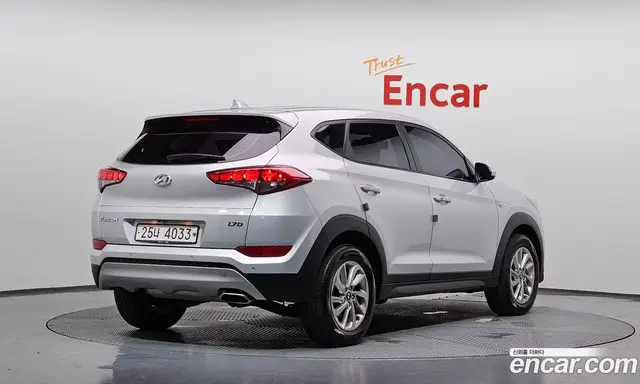 Hyundai Tucson 2017 1.7 автомат (гидро), миниатюра 2