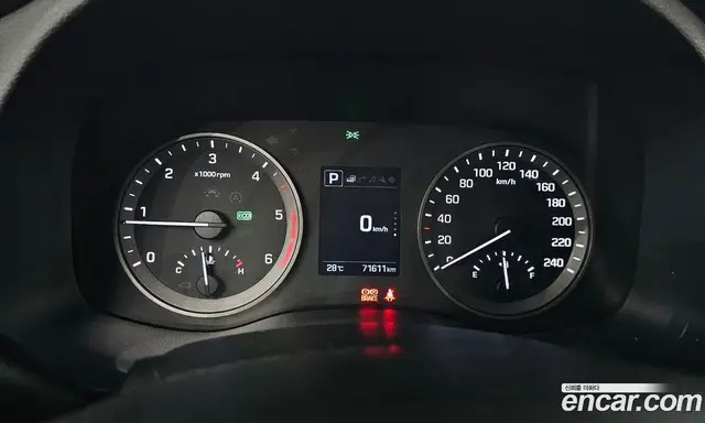 Hyundai Tucson 2017 1.7 автомат (гидро), миниатюра 11