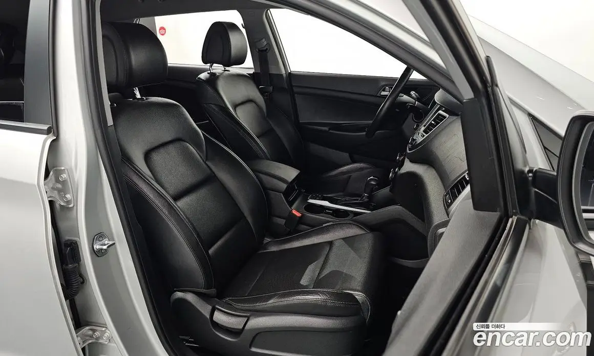 Hyundai Tucson 2017 1.7 автомат (гидро), фото 16