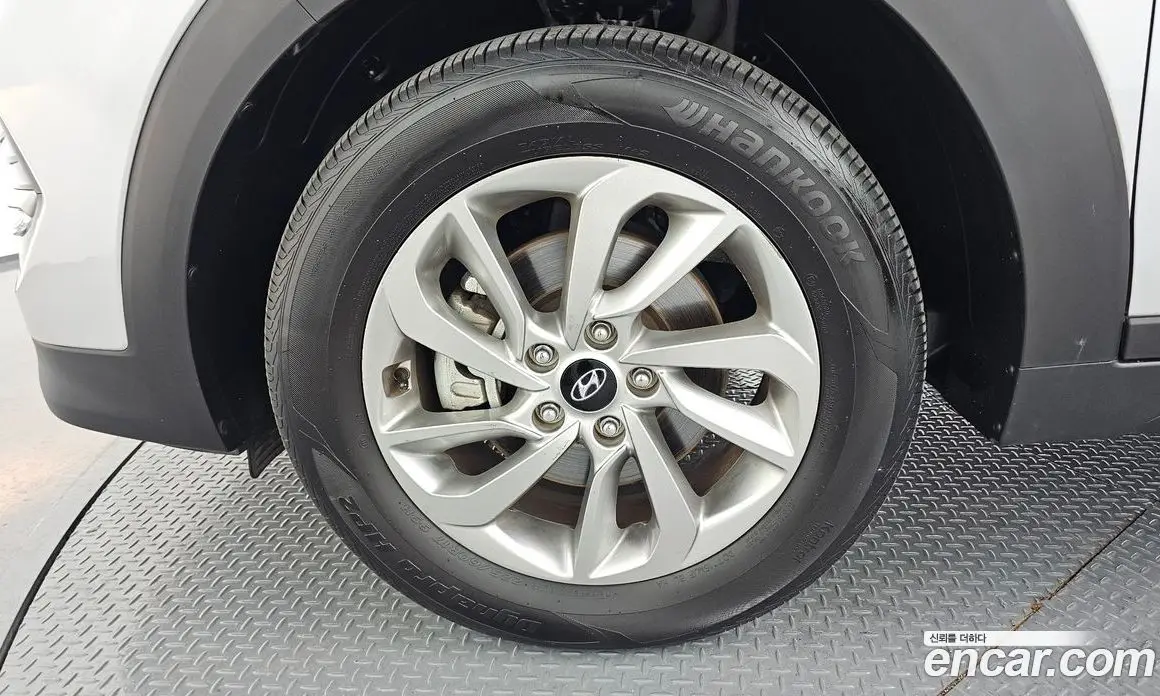 Hyundai Tucson 2017 1.7 автомат (гидро), фото 5
