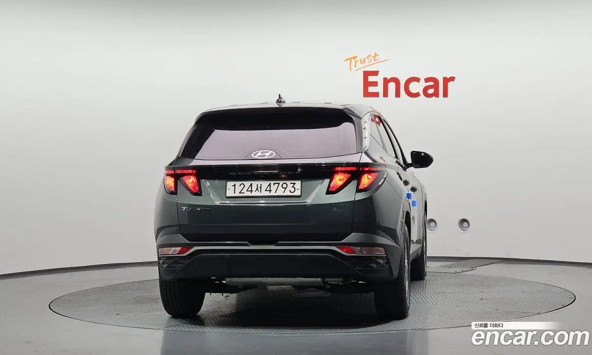 Hyundai Tucson 2022 1.6 автомат (гидро), фото 3