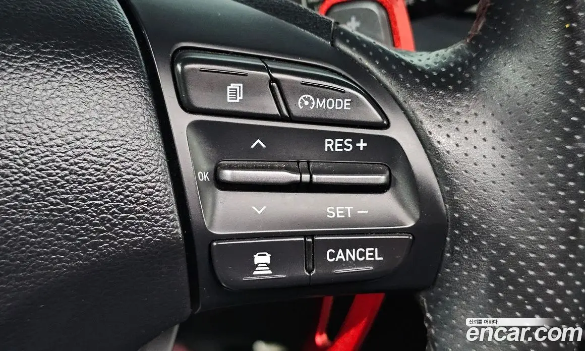 Hyundai Veloster 2018 1.6 автомат (гидро), фото 19