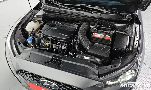 Hyundai Veloster 2018 1.6 автомат (гидро), миниатюра 6