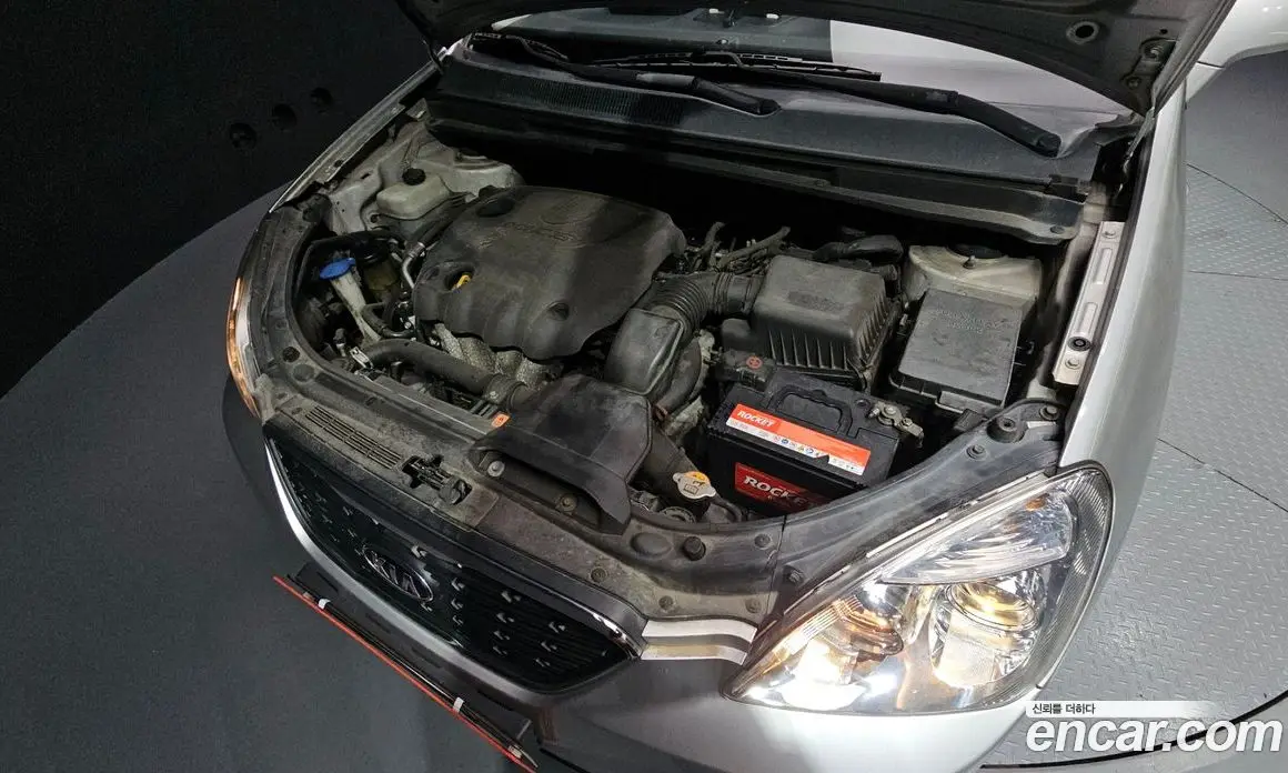 Kia Carens 2013 2.0 автомат (гидро), фото 6