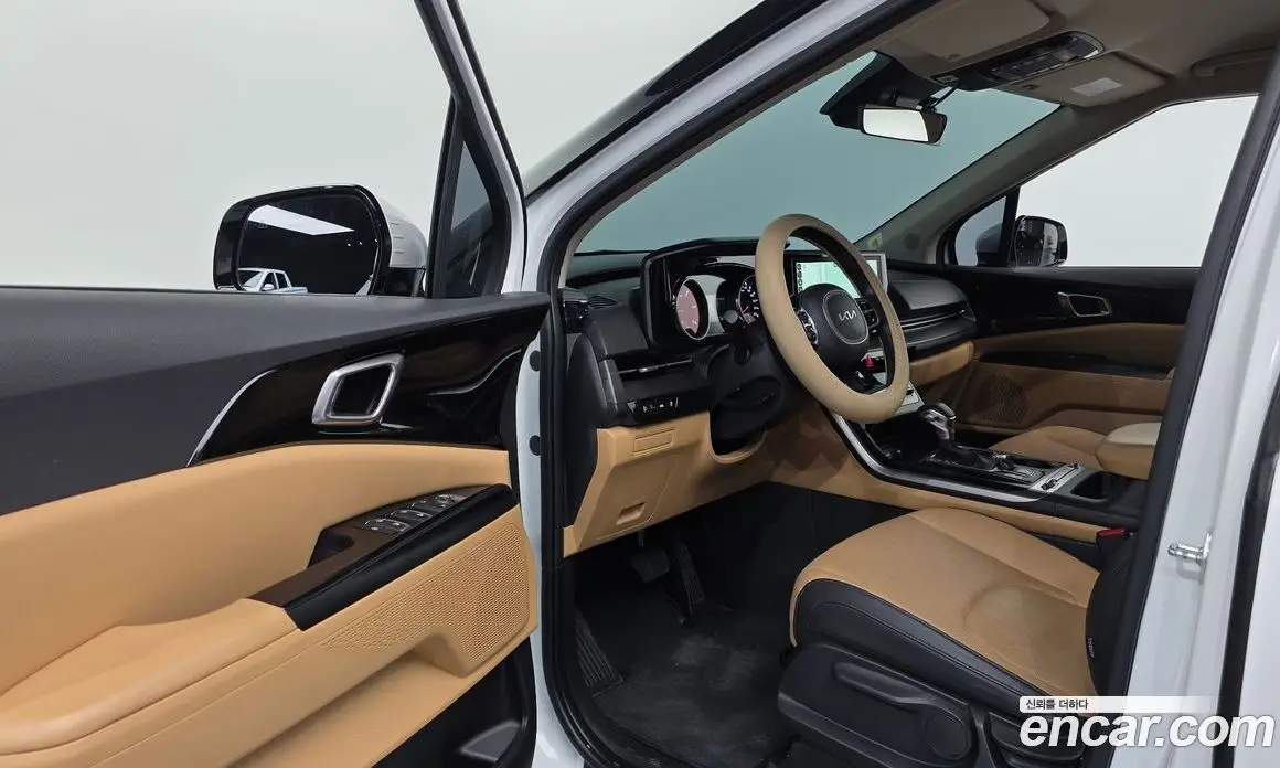 Kia Carnival 2021 2.2 автомат (гидро), фото 10