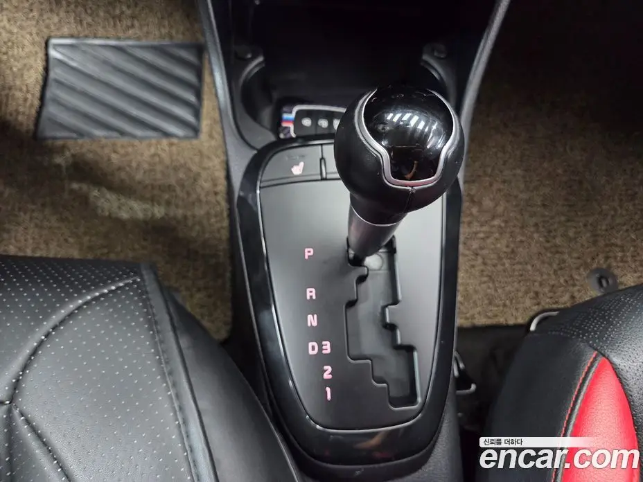 Kia Morning 2017 1.0 автомат (гидро), фото 17 Kia Morning 2017 1.0 автомат (гидро), фото 17