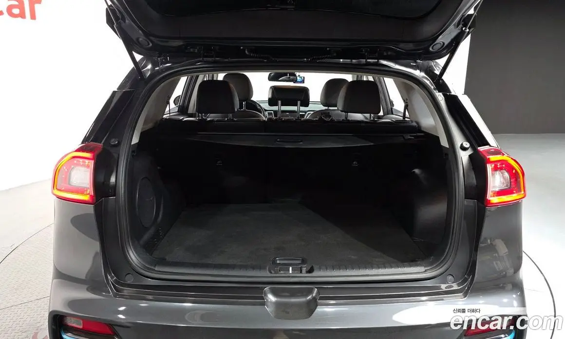 Kia Niro 2020 0.2 автомат (гидро), фото 20 Kia Niro 2020 0.2 автомат (гидро), фото 20