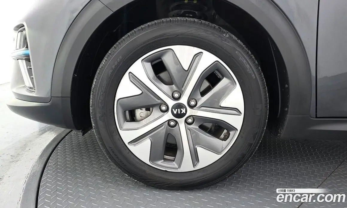 Kia Niro 2020 0.2 автомат (гидро), фото 5 Kia Niro 2020 0.2 автомат (гидро), фото 5