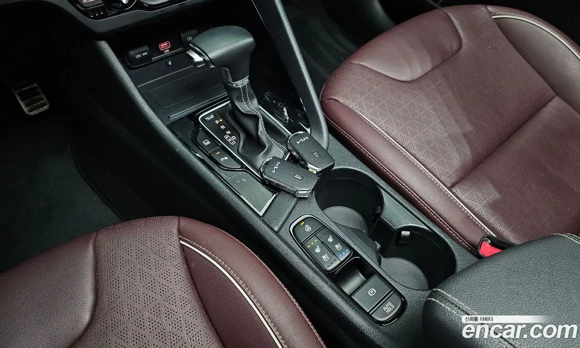Kia Niro 2021 1.6 автомат (гидро), фото 9