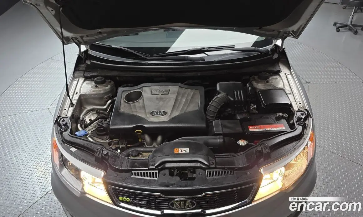 Kia Porte 2013 1.6 автомат (гидро), фото 6