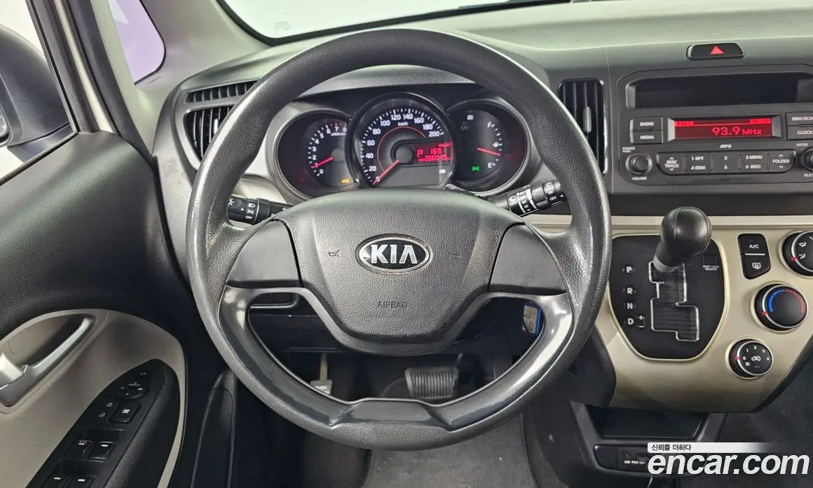 Kia Ray 2017 1.0 автомат (гидро), фото 13
