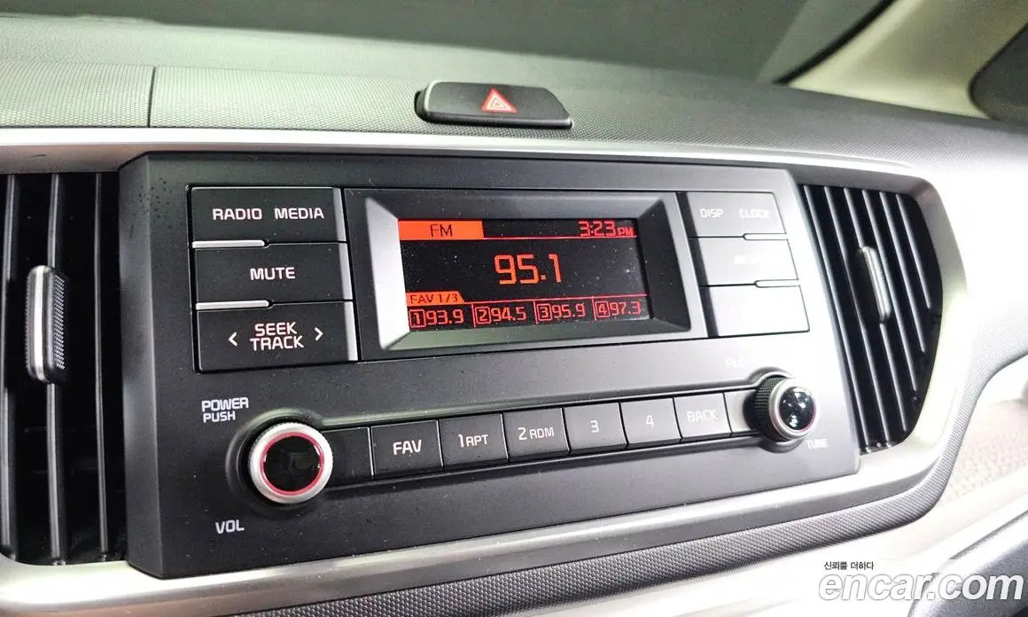 Kia Ray 2020 1.0 автомат (гидро), фото 13