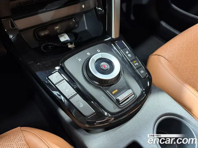 Kia Seltos 2024 1.6 автомат (гидро), миниатюра 9