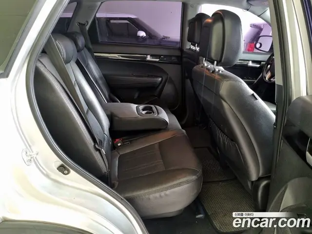 Kia Sorento 2012 2.0 автомат (гидро), миниатюра 8 Kia Sorento 2012 2.0 автомат (гидро), миниатюра 8