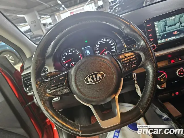 Kia Stonic 2018 1.4 автомат (гидро), миниатюра 12