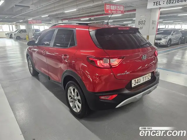 Kia Stonic 2018 1.4 автомат (гидро), миниатюра 6