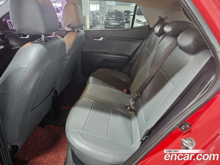 Kia Stonic 2018 1.4 автомат (гидро), фото 9