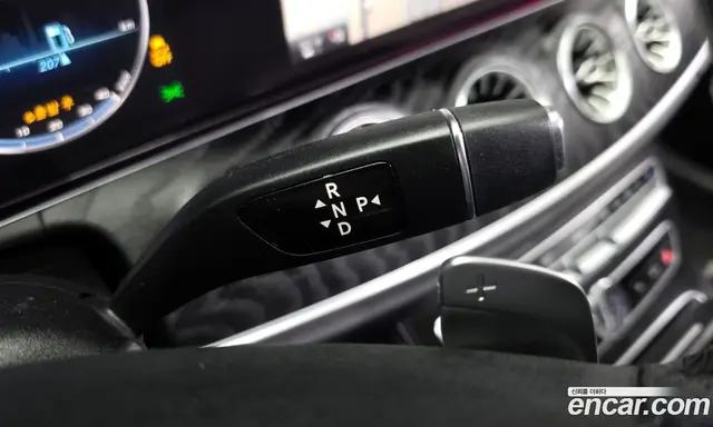 Mercedes-Benz E-Class 2017 1.9 автомат (гидро), миниатюра 9