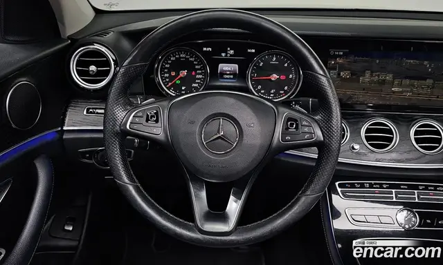 Mercedes-Benz E-Class 2017 1.9 автомат (гидро), миниатюра 12