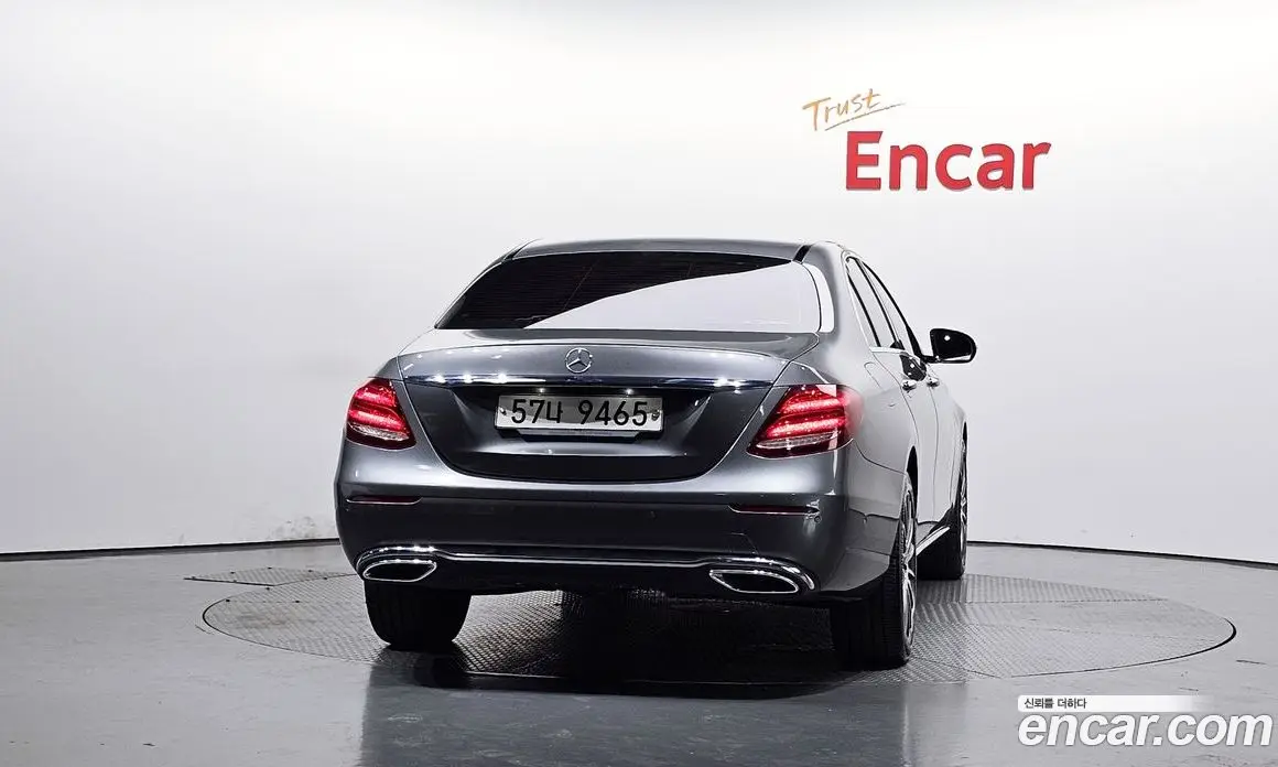 Mercedes-Benz E-Class 2017 1.9 автомат (гидро), фото 4