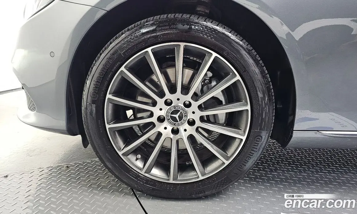 Mercedes-Benz E-Class 2017 1.9 автомат (гидро), фото 5