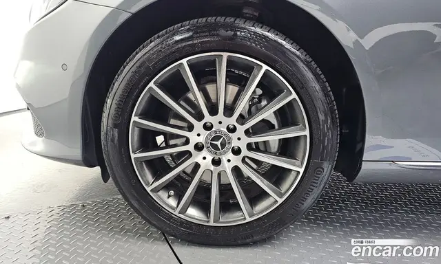 Mercedes-Benz E-Class 2017 1.9 автомат (гидро), миниатюра 5