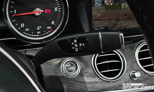 Mercedes-Benz E-Class 2017 1.9 автомат (гидро), миниатюра 9