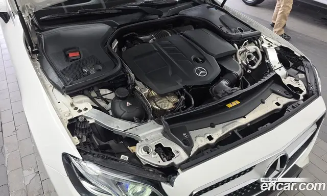 Mercedes-Benz E-Class 2018 1.9 автомат (гидро), миниатюра 6