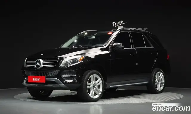 Mercedes-Benz GLE-Class 2018 3.0 автомат (гидро), миниатюра 1