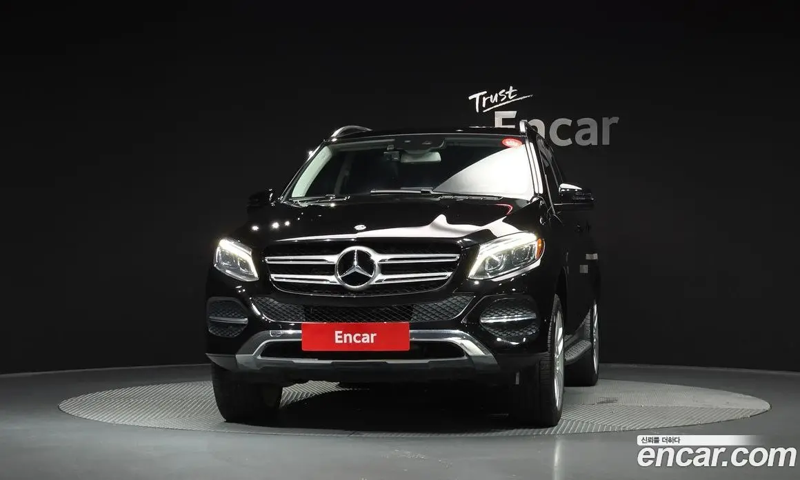 Mercedes-Benz GLE-Class 2018 3.0 автомат (гидро), фото 3